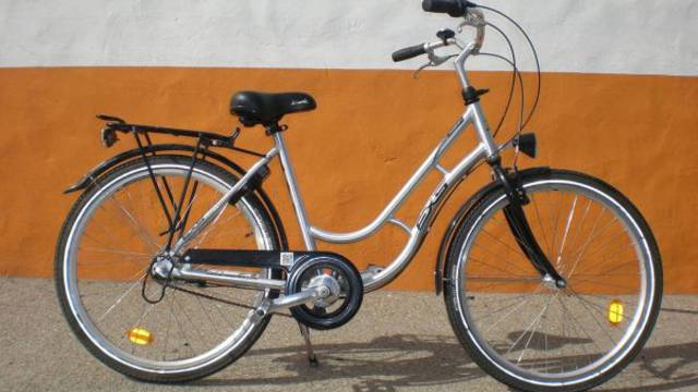 Ein Mietfahrrad auf der Ile d'Yeu