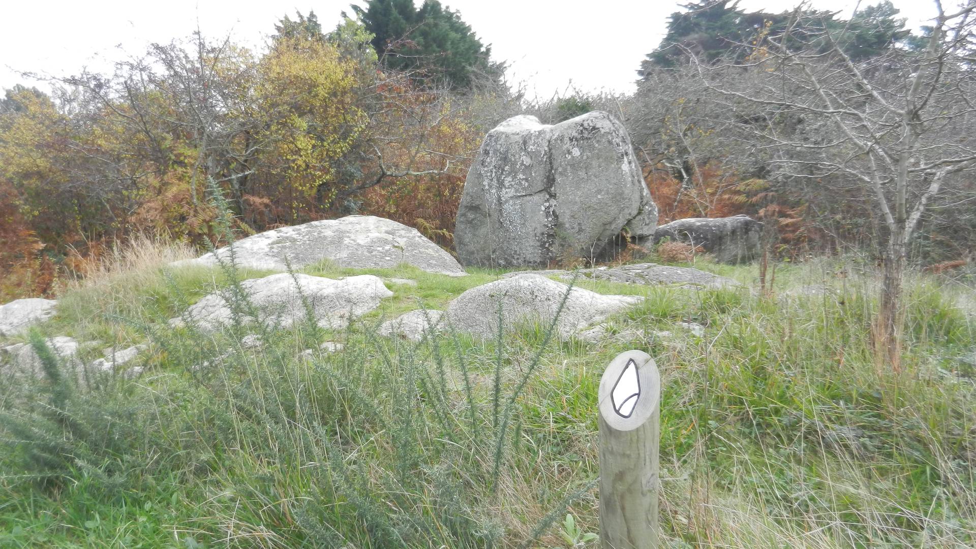 "Siège de Chargiroux", Megalith,  Ile d'Yeu
