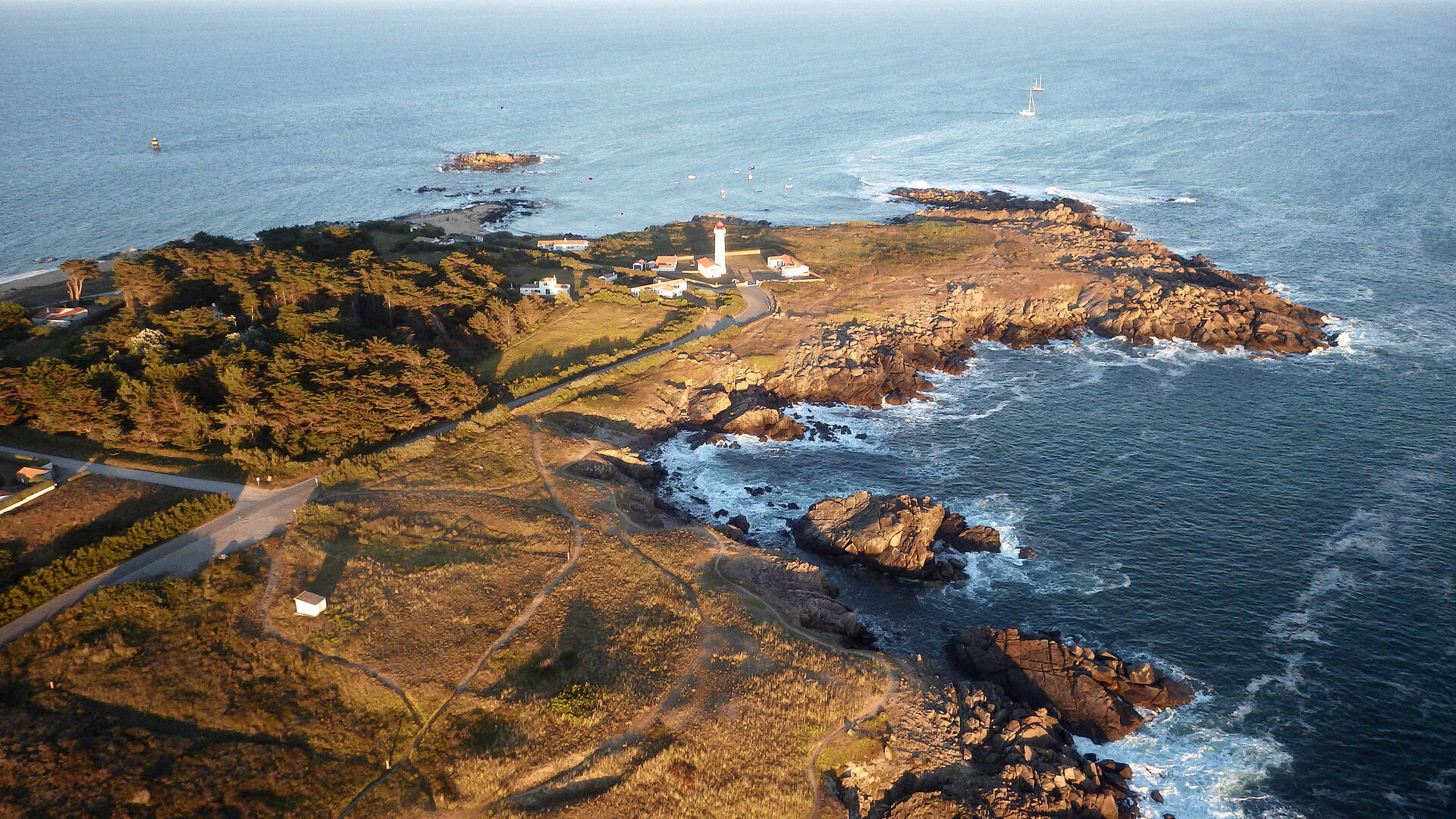 La Pointe des Corbeaux - L'ile d'Yeu © José Baud « Le Hollandais Volant » / OT île d’Yeu - tous droits réservés - www.ile-yeu.fr